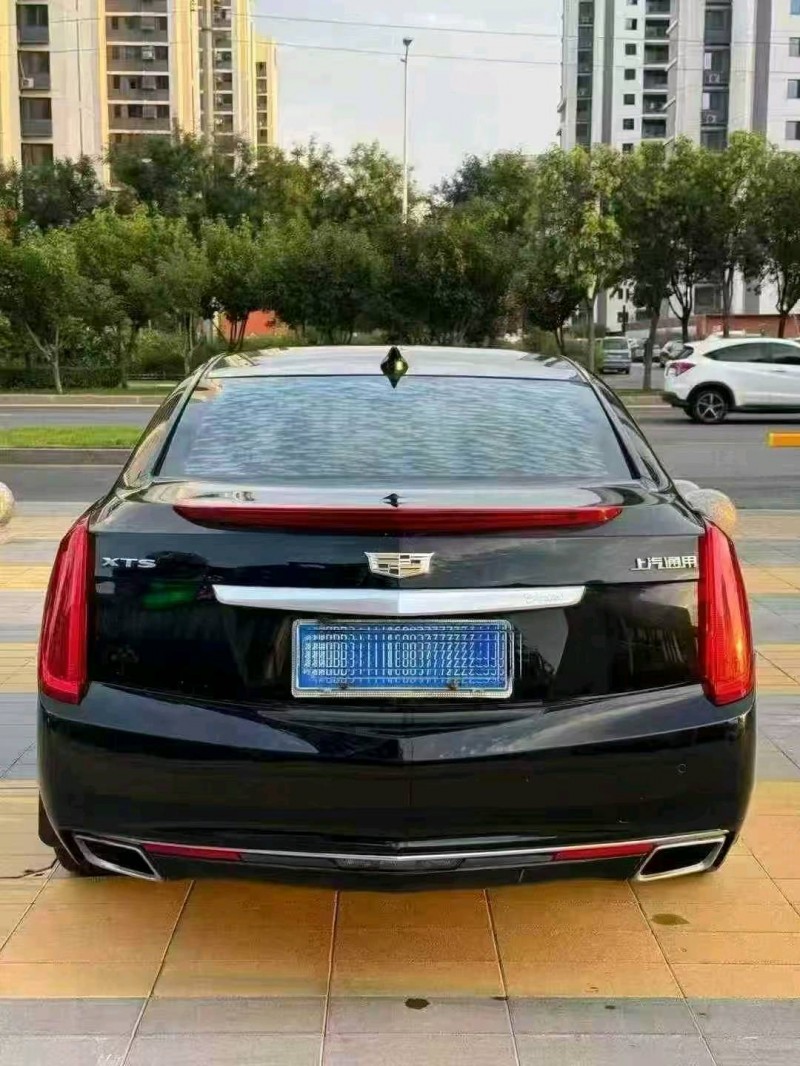 成都17年凯迪拉克XTS5