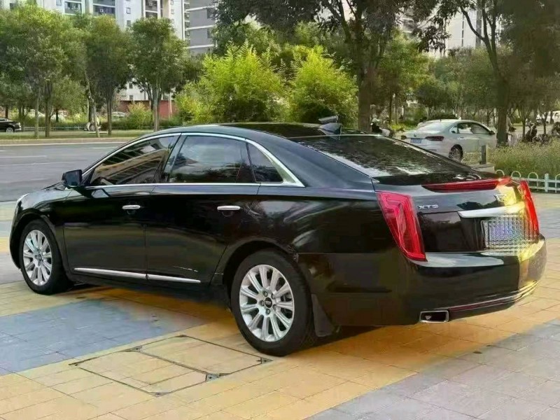 成都17年凯迪拉克XTS6
