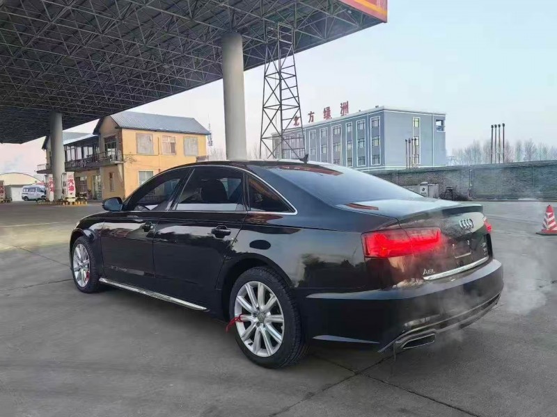 青岛17年奥迪A6L4