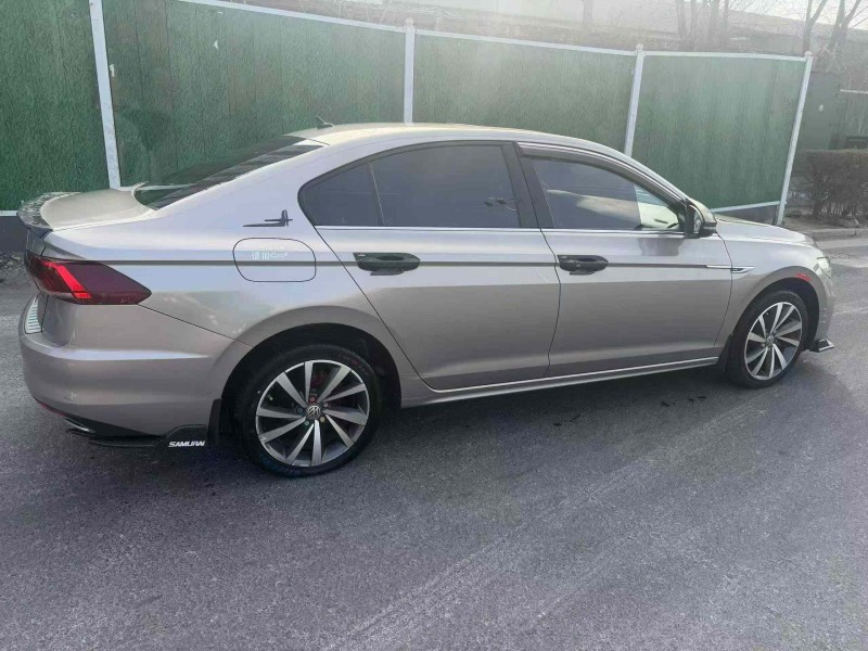 巴彦淖尔20年大众宝来8