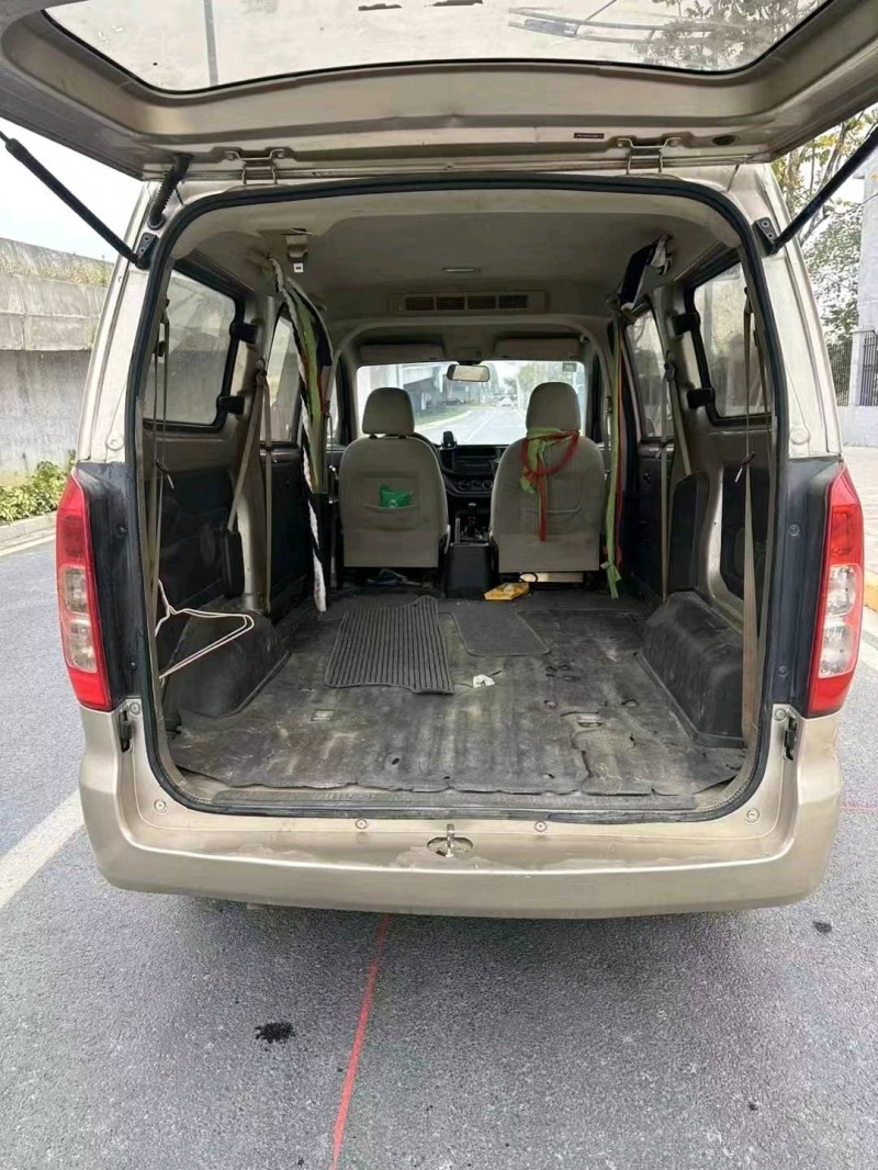 广州20年五菱汽车宏光9