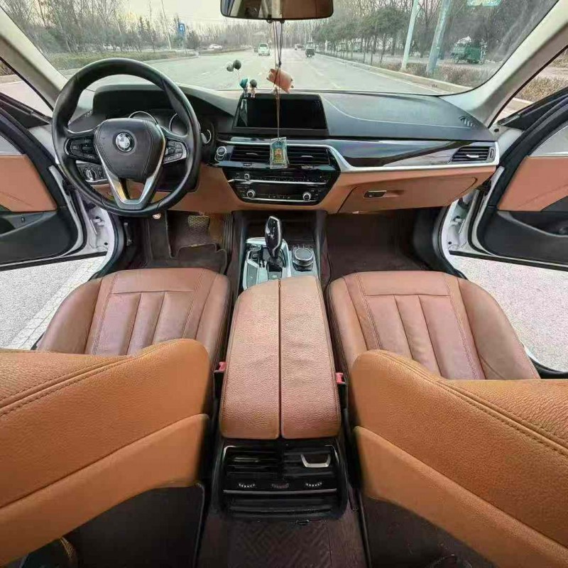 青岛18年宝马5系5