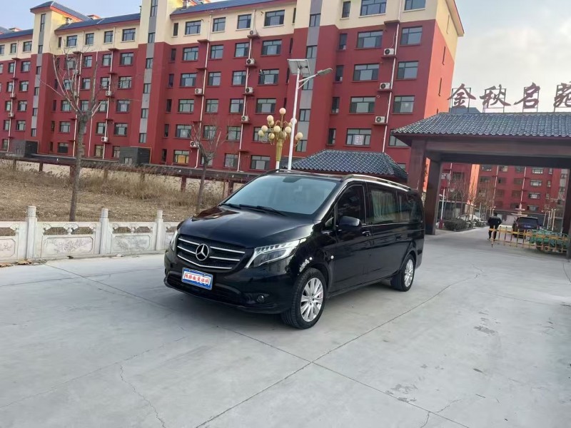 沧州19年奔驰威霆3