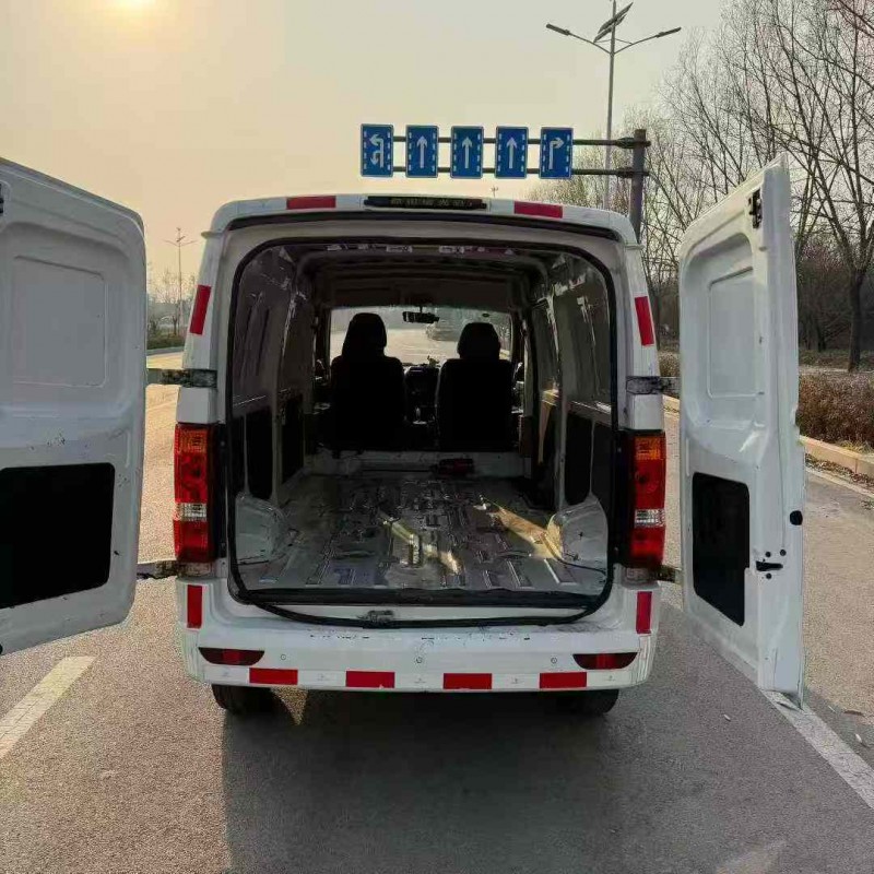 济宁23年华晨海狮6