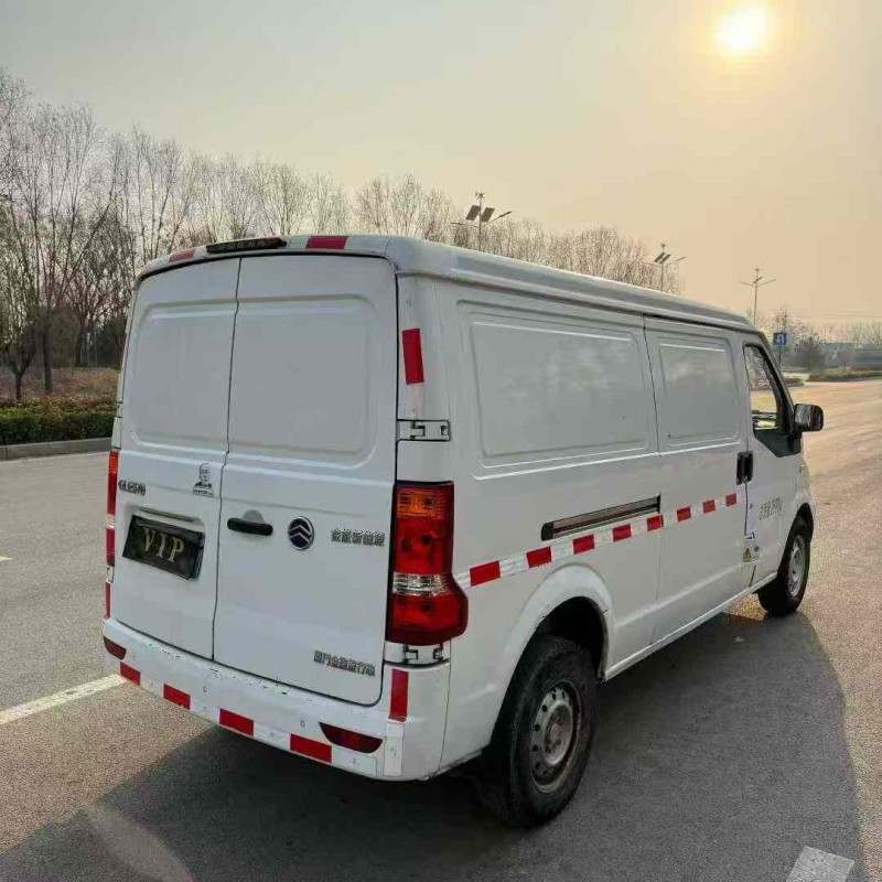 济宁23年华晨海狮7