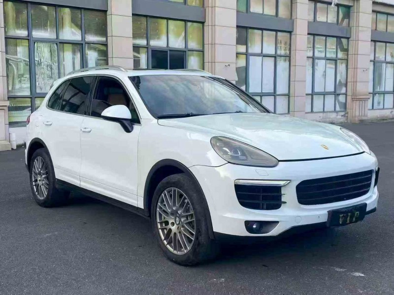 南平14年保时捷卡宴2