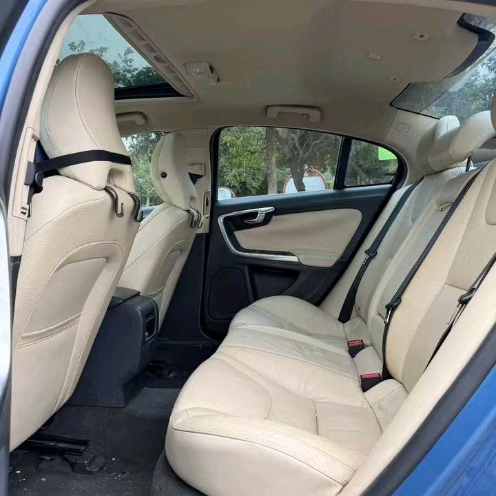 深圳14年沃尔沃S60L5