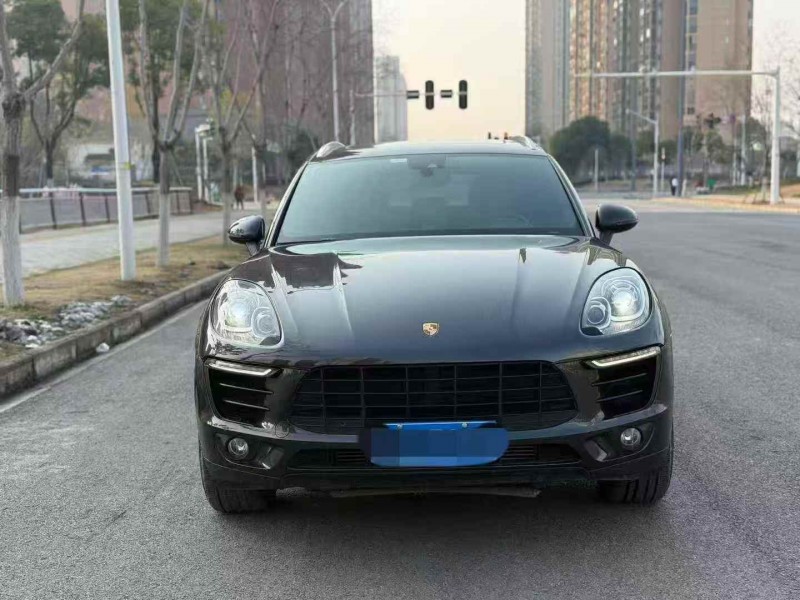 孝感18年保时捷Macan1