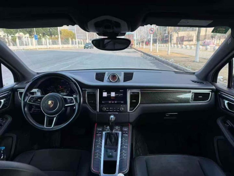 孝感18年保时捷Macan8