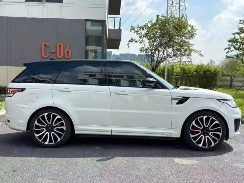 广州17年路虎揽胜运动7