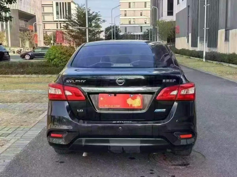 珠海18年日产轩逸9