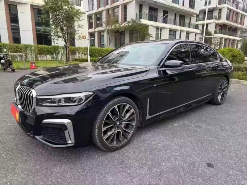 汕头19年宝马7系3