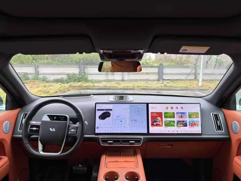 广州23年理想L95