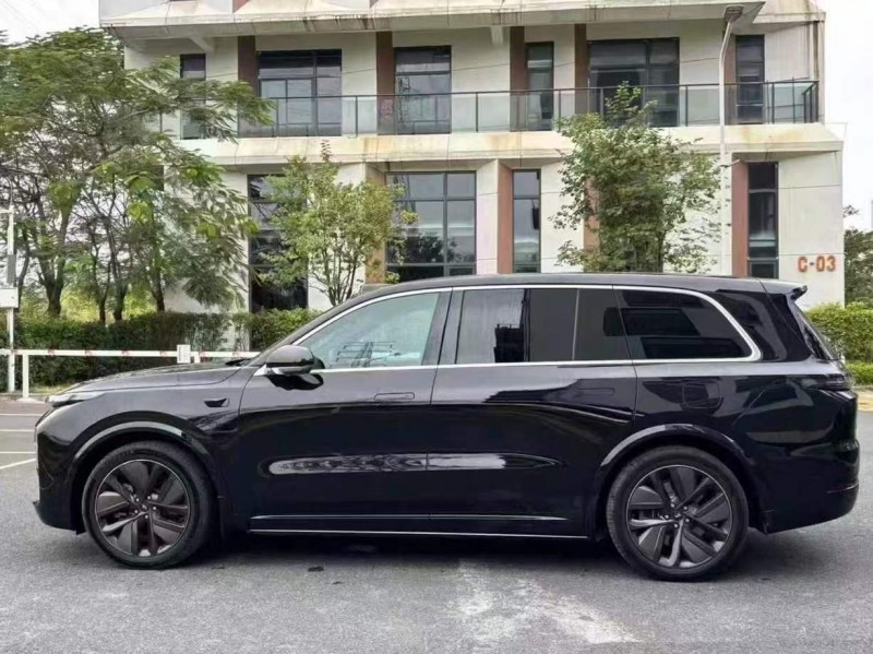 广州23年理想L98