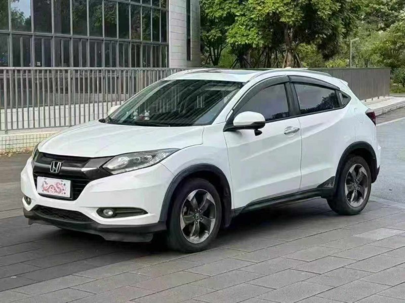 佛山15年本田缤智3