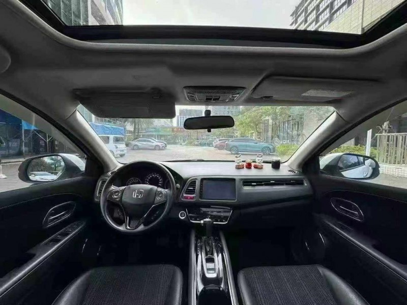 佛山15年本田缤智5