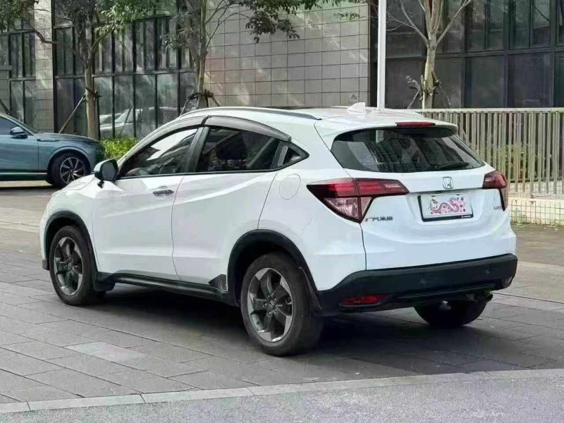 佛山15年本田缤智7