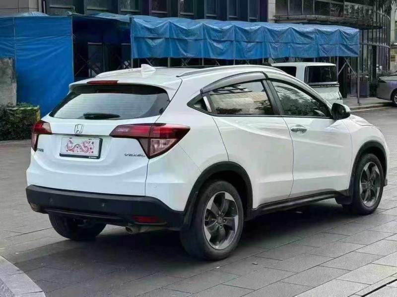 佛山15年本田缤智8