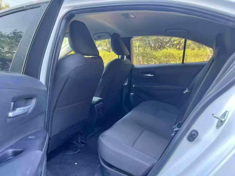 广州23年丰田雷凌5