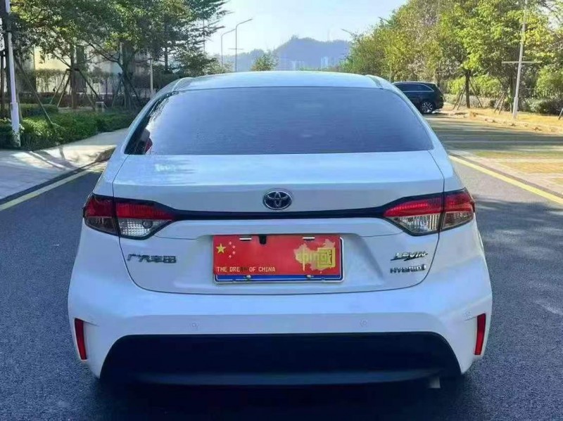 广州23年丰田雷凌9