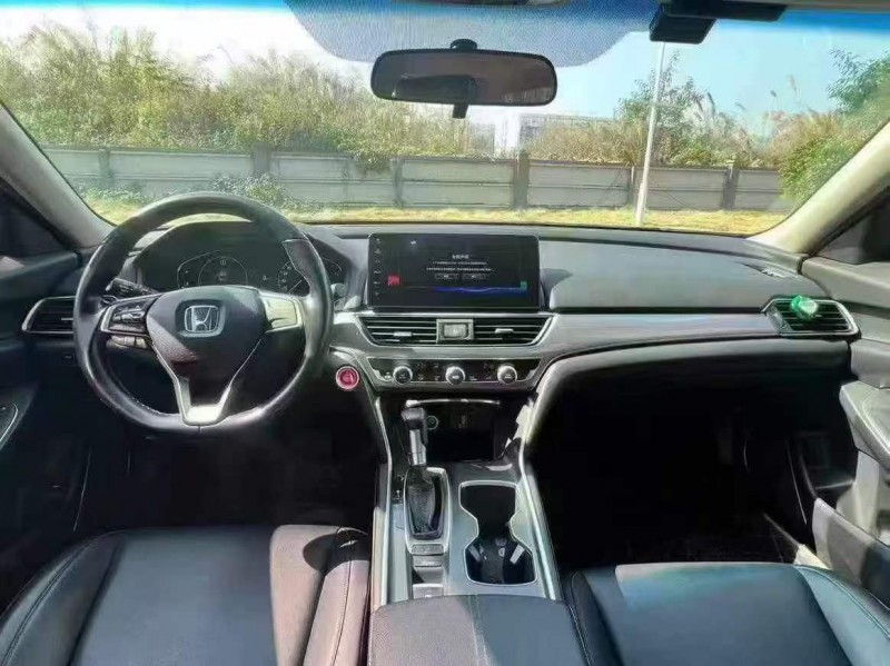 广州21年本田雅阁5