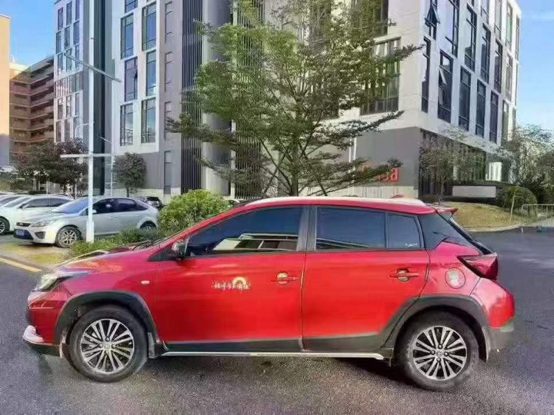 深圳20年丰田YARiS L 致炫5