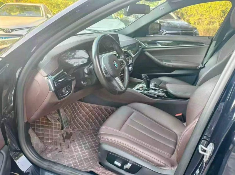 广州20年宝马5系4