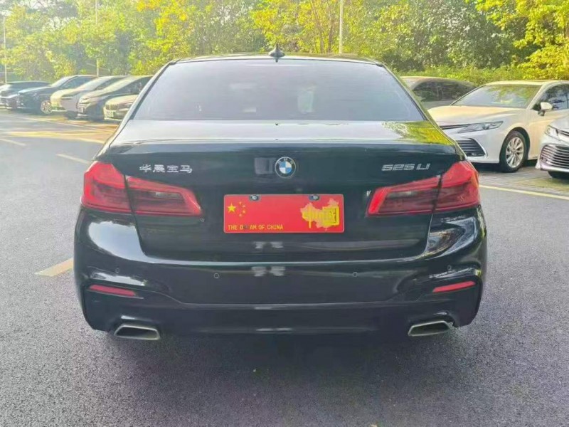 广州20年宝马5系9
