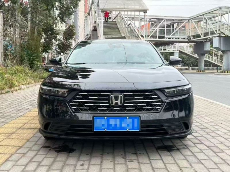 宜春25年本田雅阁1