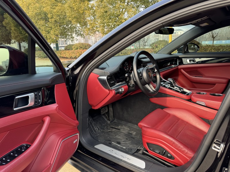 苏州22年保时捷帕拉梅拉5