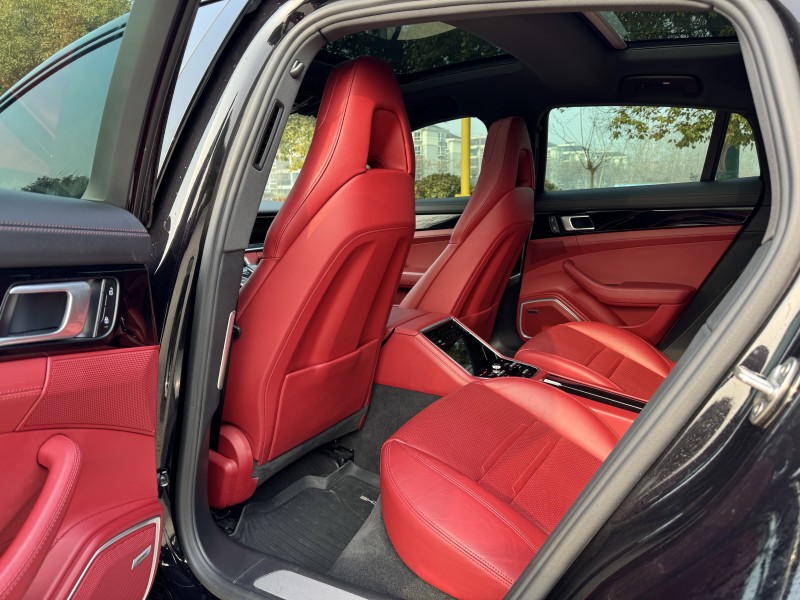 苏州22年保时捷帕拉梅拉6