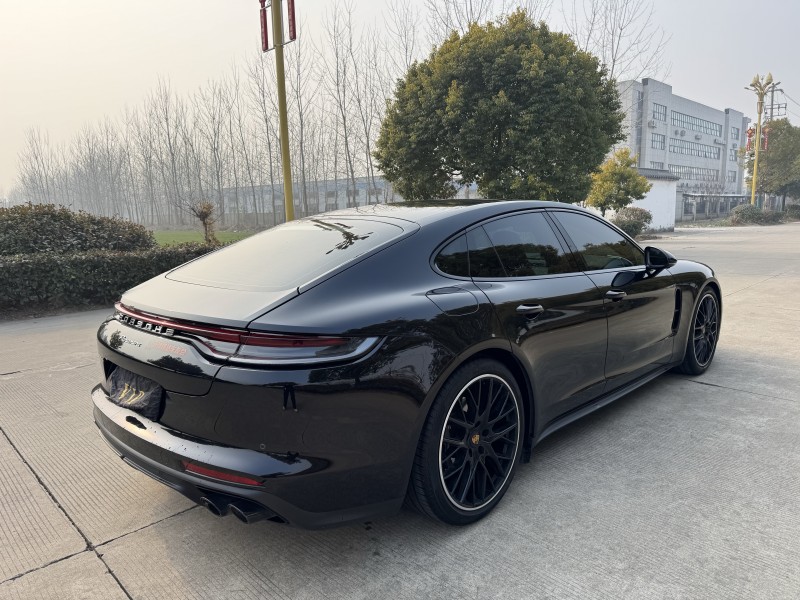 苏州22年保时捷帕拉梅拉7