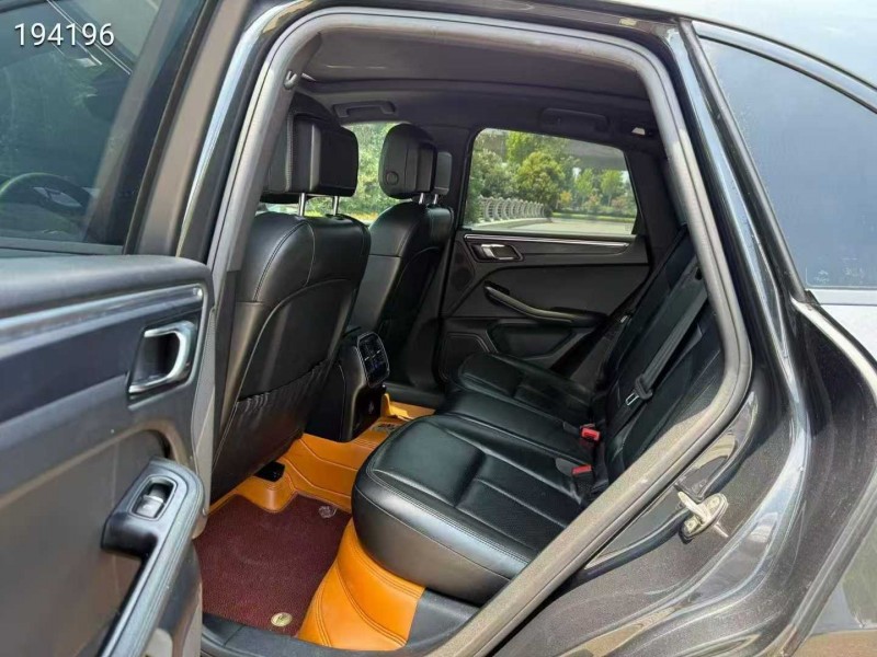 盐城18年保时捷Macan5