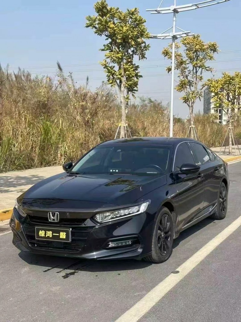 广州21年本田雅阁3