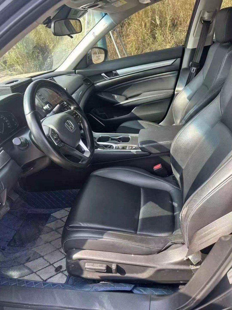 广州21年本田雅阁7