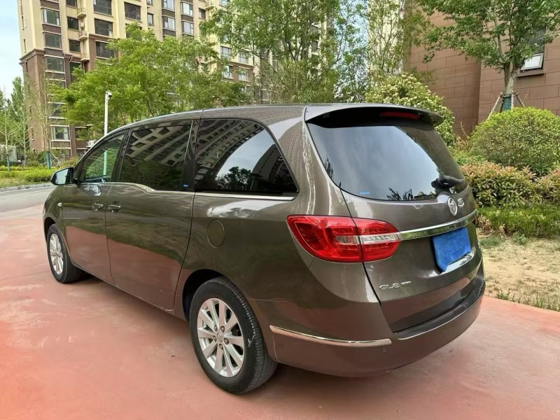 临沂17年别克GL87