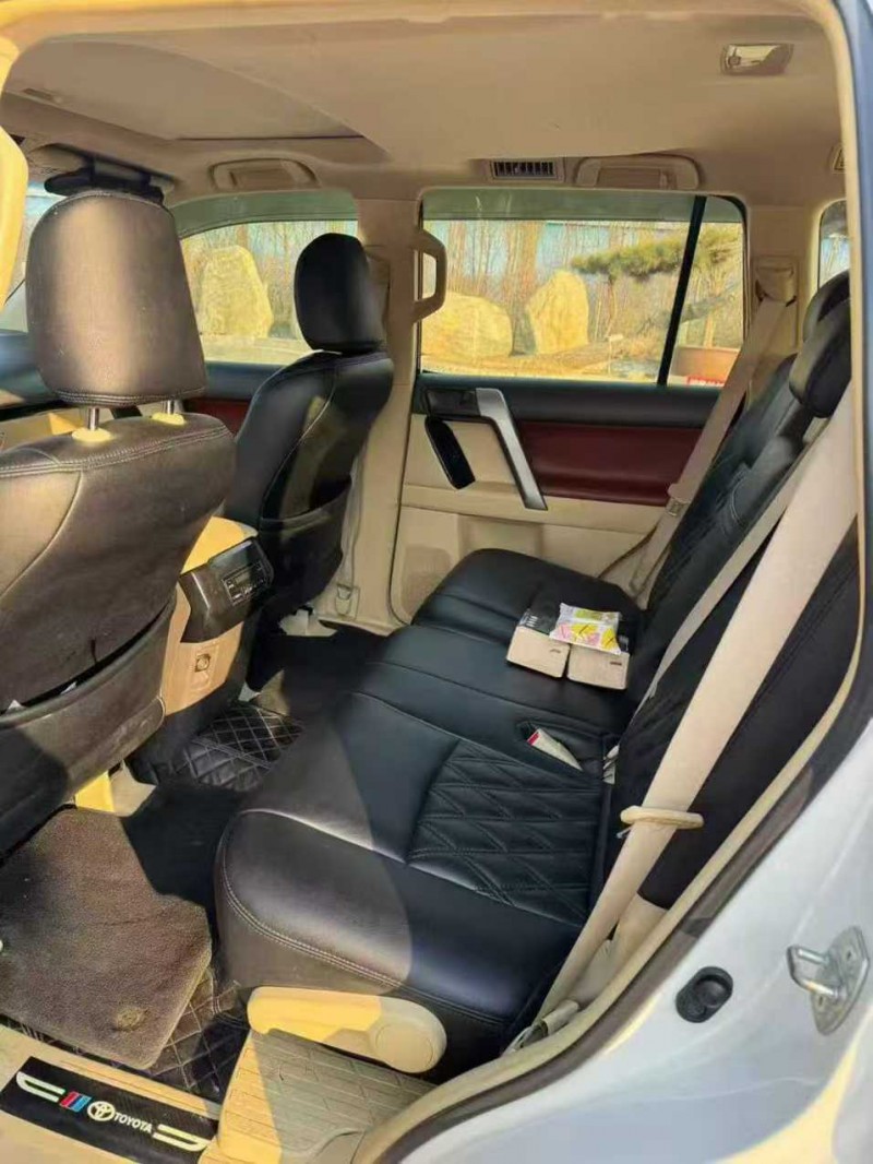 临沂16年丰田普拉多6