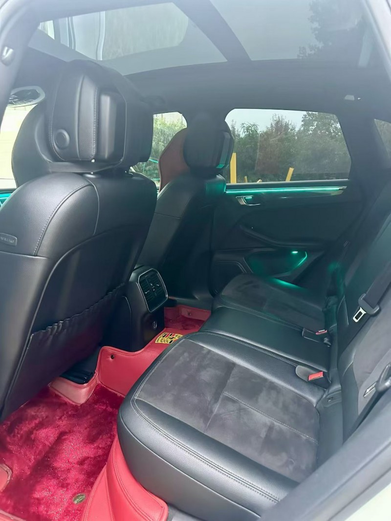 临沂17年保时捷Macan5