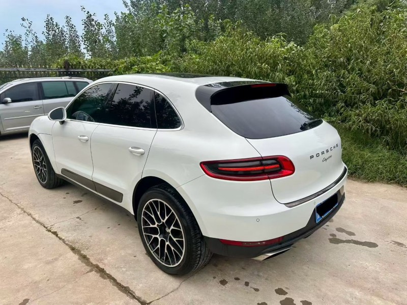 临沂17年保时捷Macan8