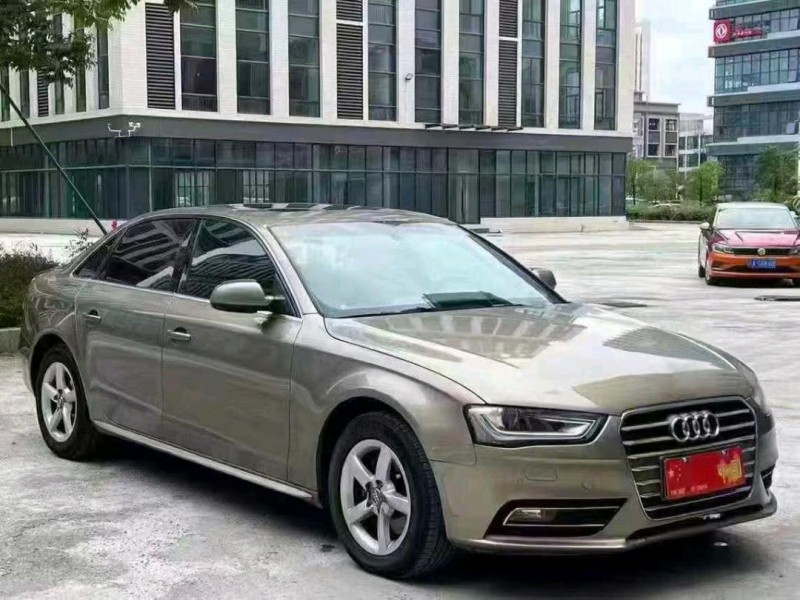 广州12年奥迪A4L3