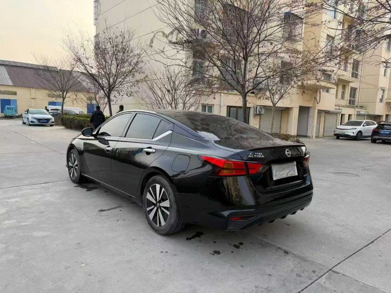 徐州22年日产天籁3