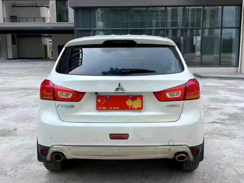 广州16年三菱劲炫6