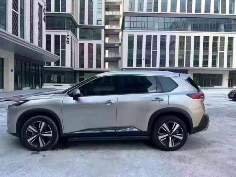 广州21年日产奇骏4