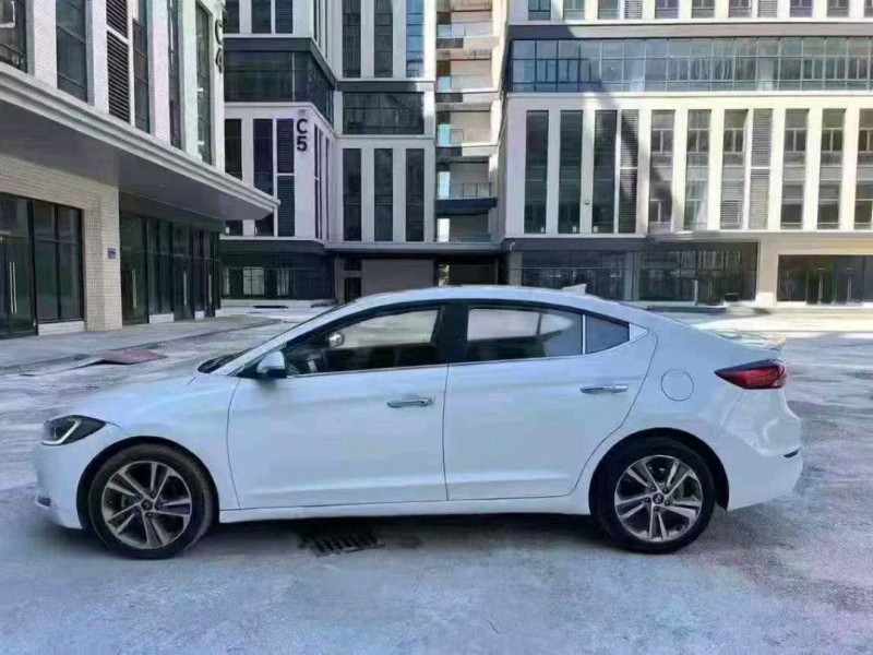 广州18年现代领动4