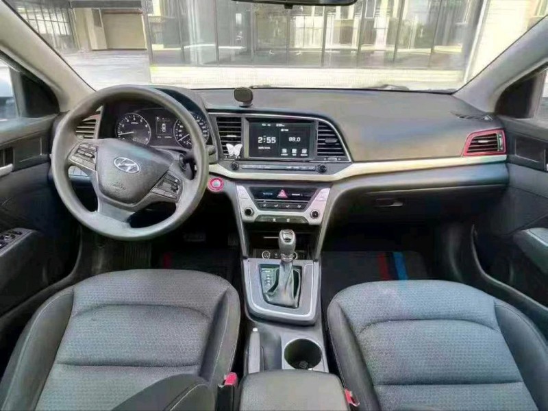 广州18年现代领动9