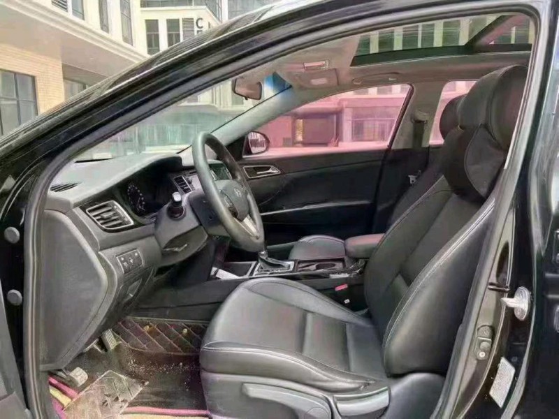 广州14年现代名图8