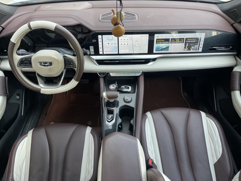 濟寧22年吉利星越4