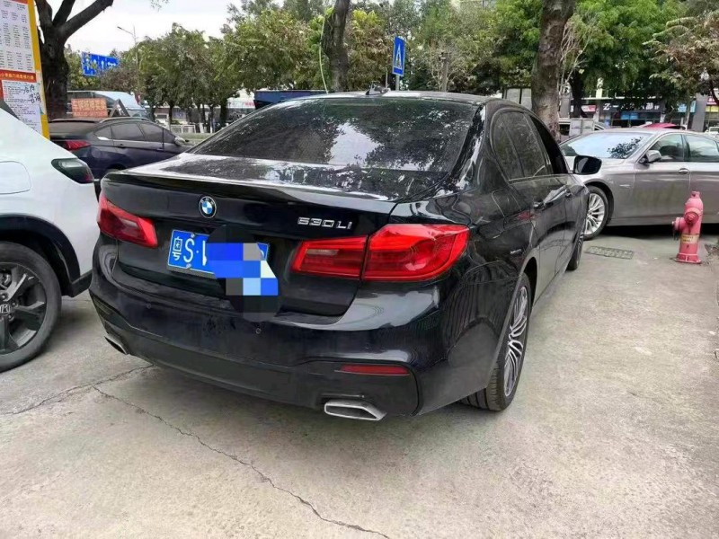 广州19年宝马5系4