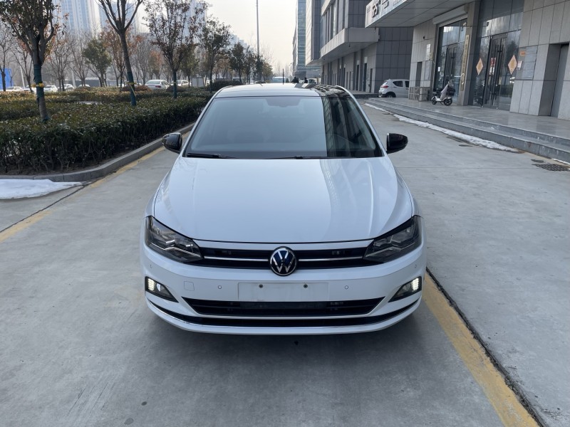 济宁23年大众polo1
