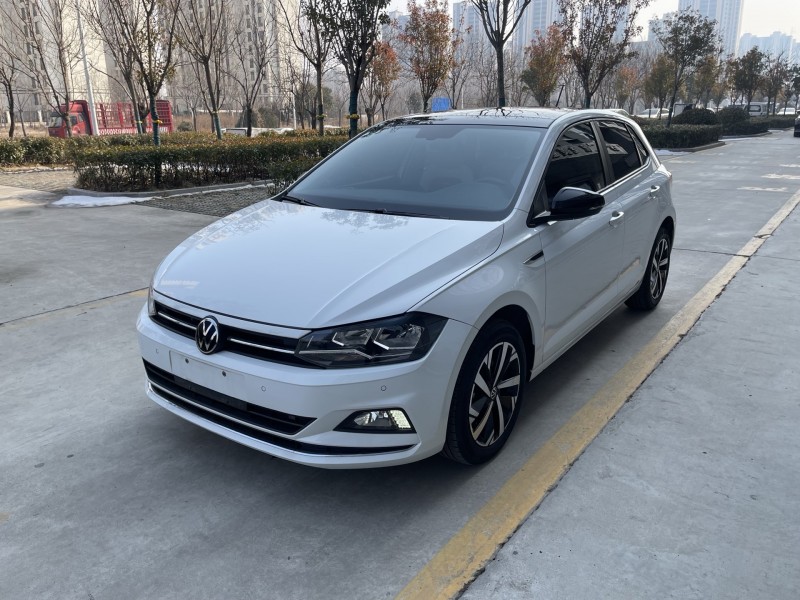 济宁23年大众polo2